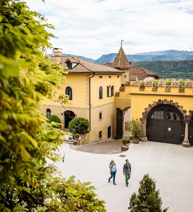 Winery Castel Sallegg, not far from Villa Pernstich in Kaltern