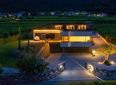 Villa Pernstich in Caldaro at night